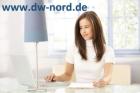Fachkraft für Vertrieb und Marketing Arbeiten mit Autopilot-System